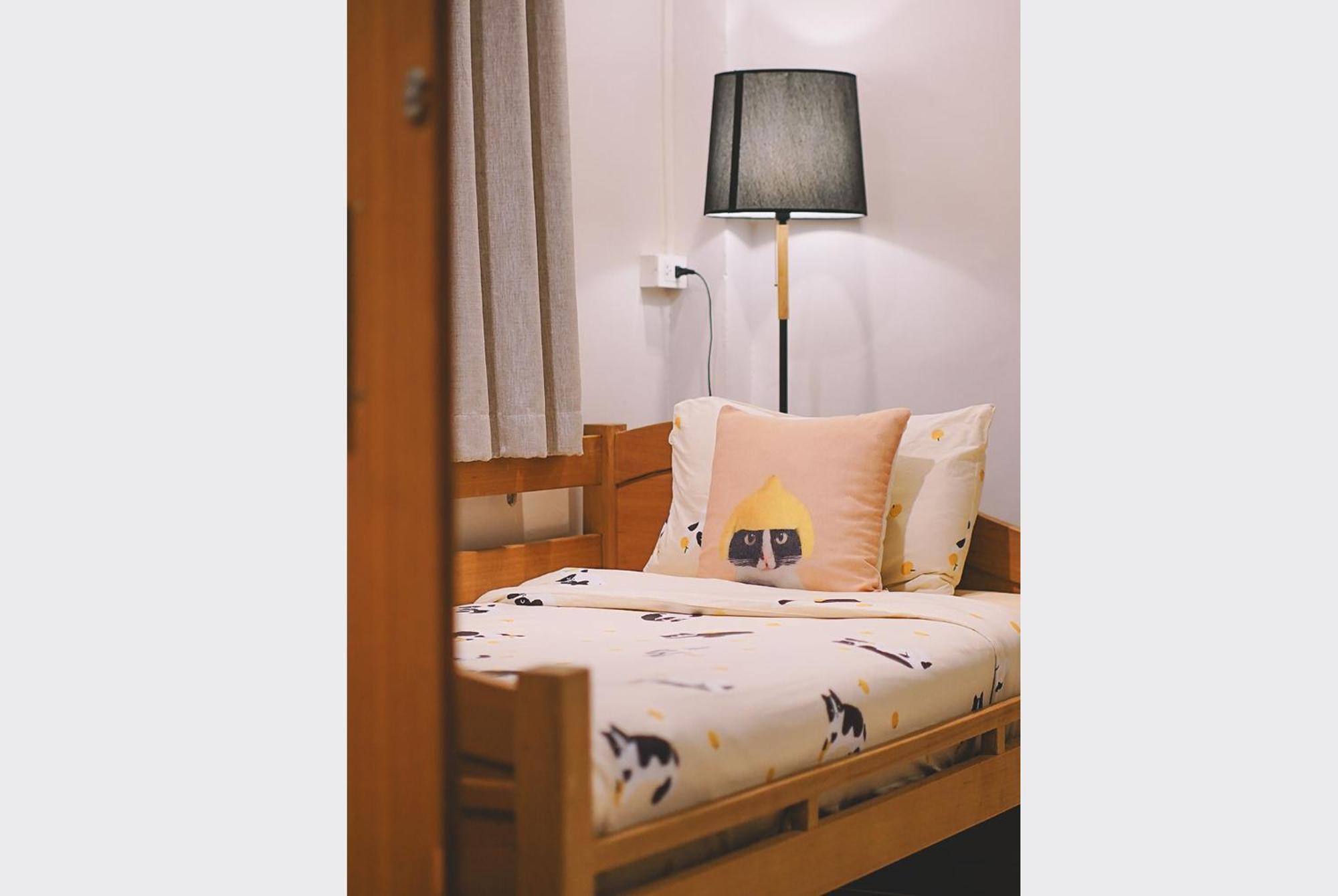 Bed and Breakfast Sleepy House Чианграй Экстерьер фото