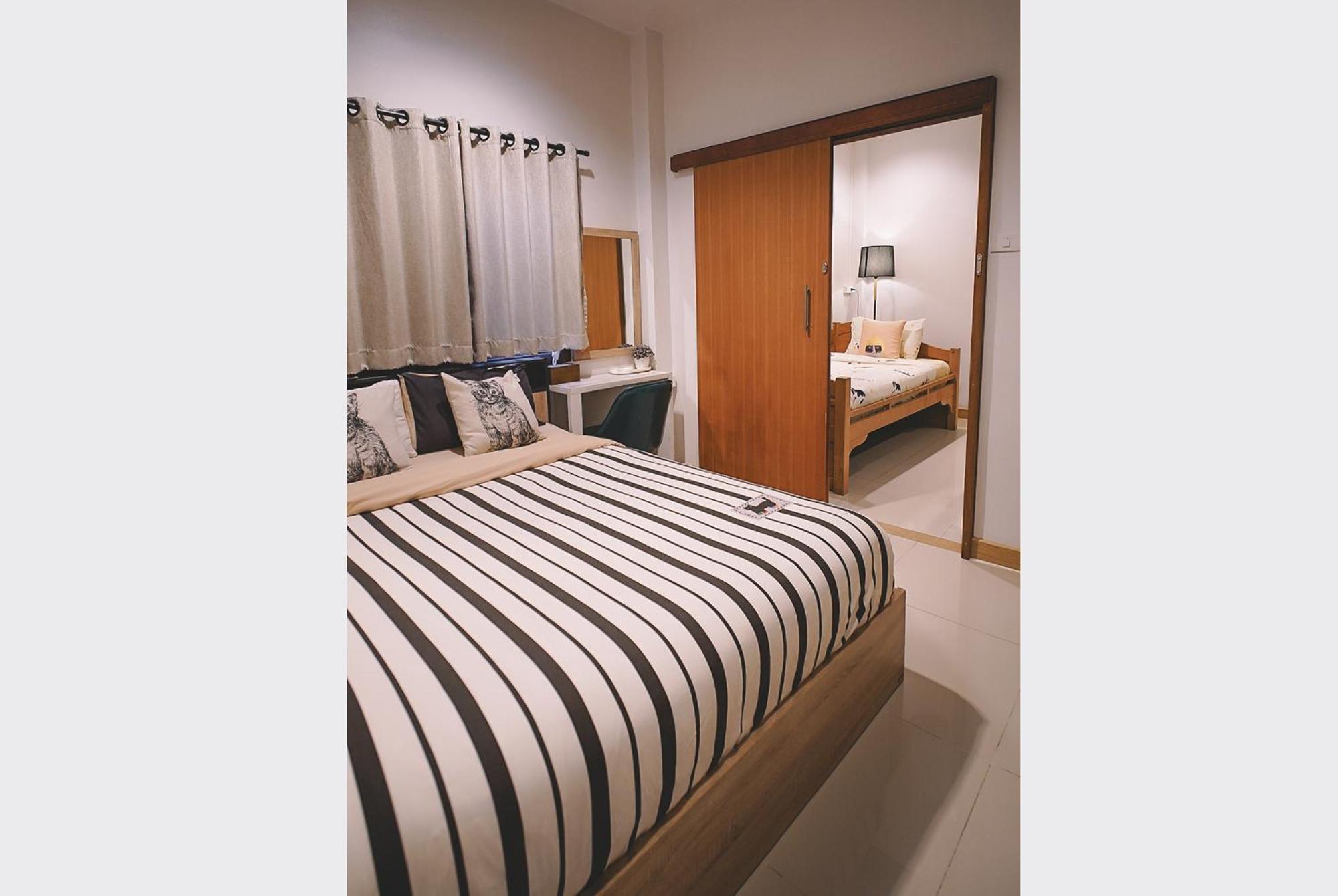 Bed and Breakfast Sleepy House Чианграй Экстерьер фото